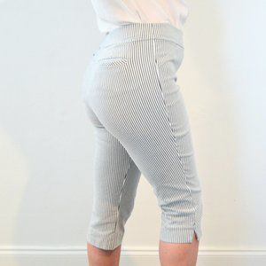 (EUC) Blue and White High Wasted Capri Pants